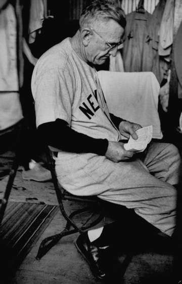 naked mlb players|Photos of Pro Baseball Players in Locker Rooms in the 40s, 50s。